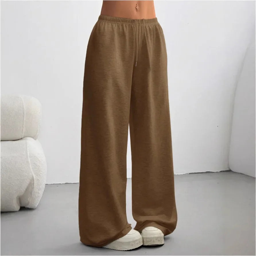 Sofia | Jogginghose Damen Weit Bequem Sportlich Elegante Passform 0