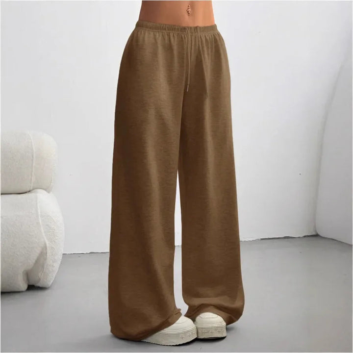 Sofia | Jogginghose Damen Weit Bequem Sportlich Elegante Passform 0