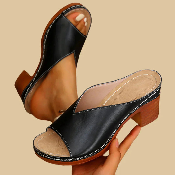 Sophia | Schicke und bequeme Damen Sommersandalen mit Absatz 4