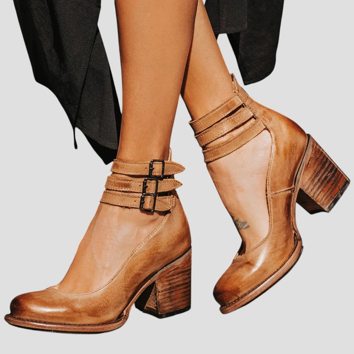 Vanessa | Bequeme und vielseitige Stiefel mit Absatz 1