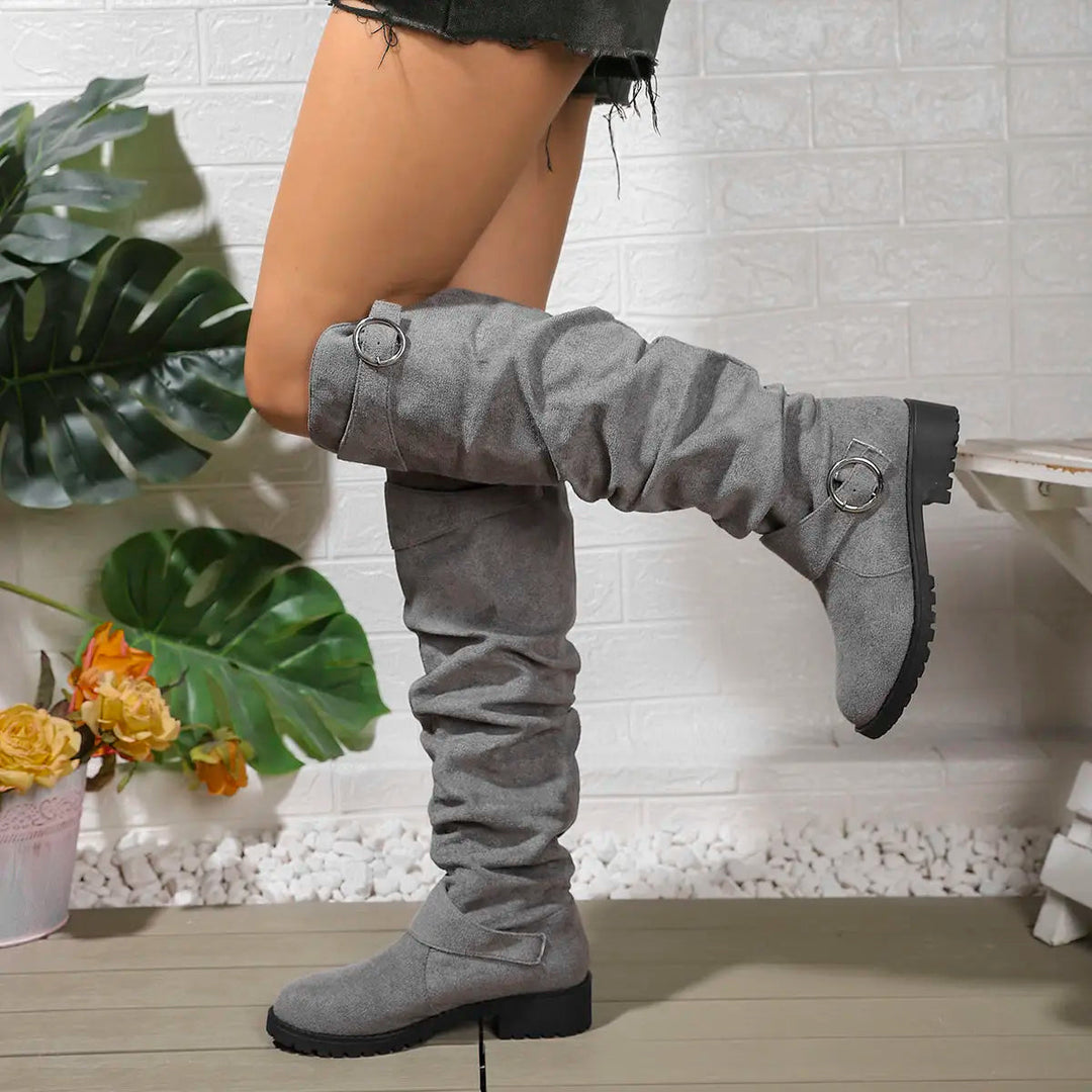 Victoria | Elegante und moderne kniehohe Damenstiefel 1