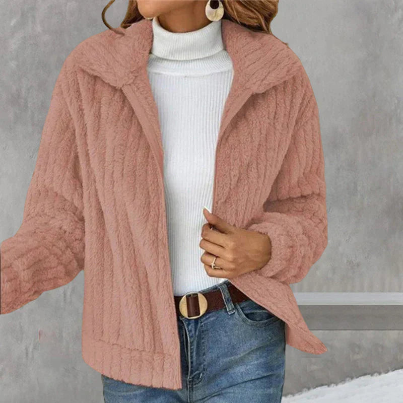 Hannah | Kurze und Moderne Damen Strick-Strickjacke