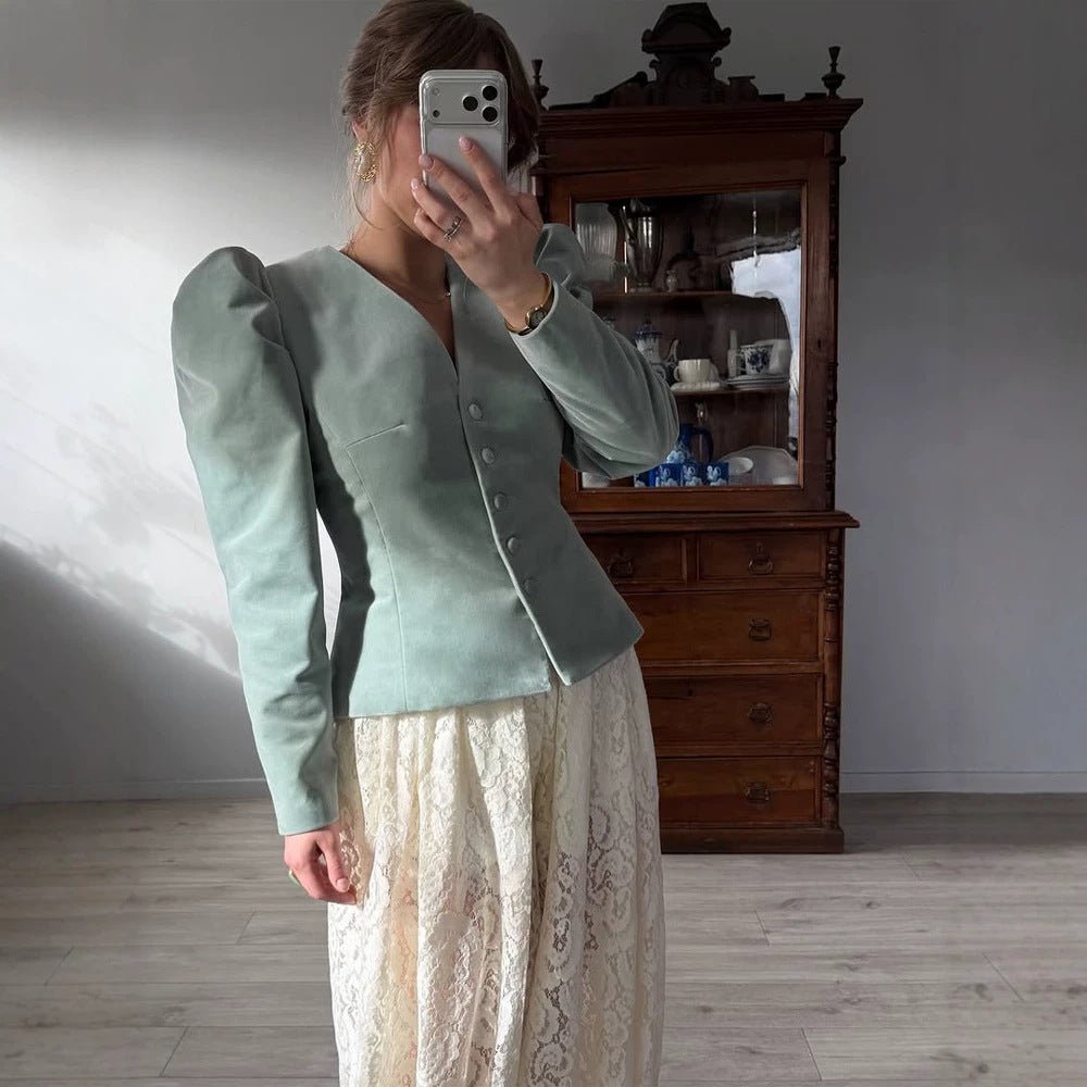Drune | Samtblazer – Taillierter Vintage-Stil mit Puffärmeln