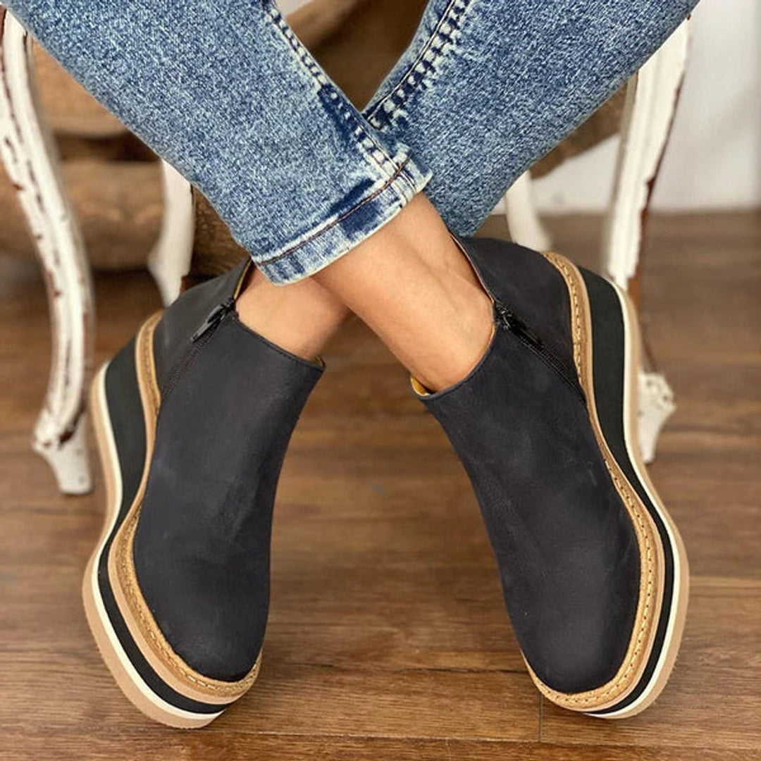 Emily | Retro Wedge-Stiefeletten mit markanter Plateausohle