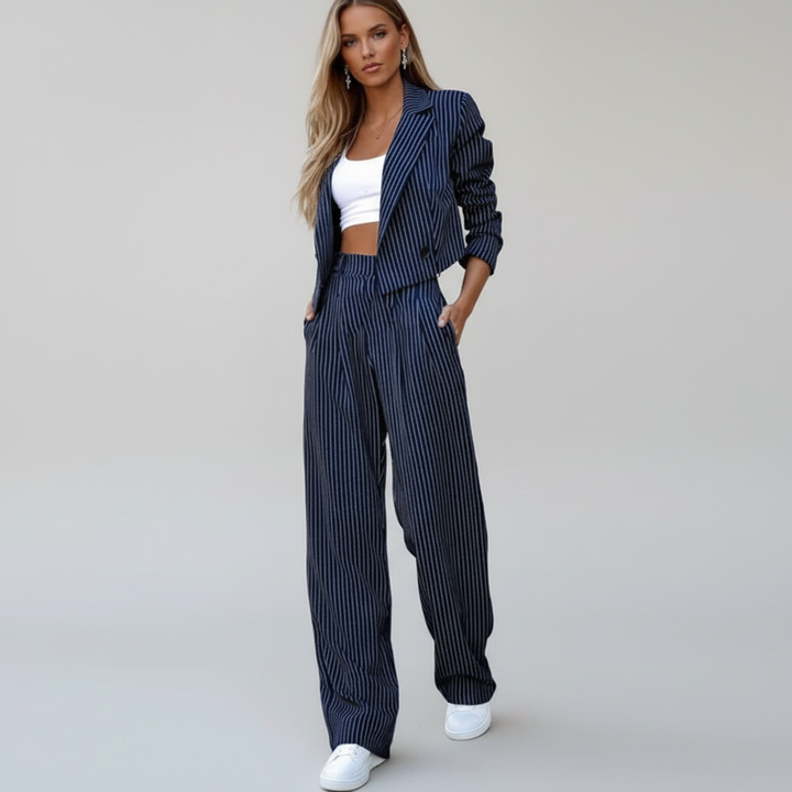 Evelyn | Elegantes Gestreiftes Blazer und Wide-Leg-Hosen-Set