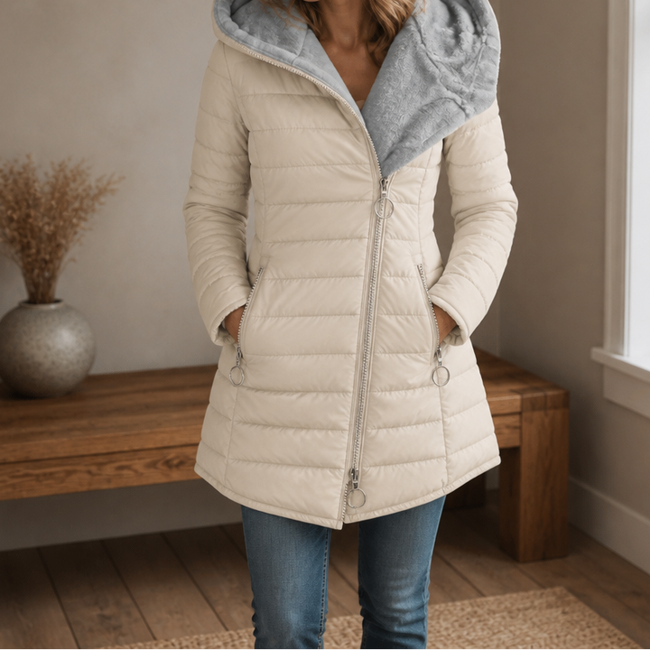 Wintervale | Plush-Lined Hooded Longline Puffer Coat – Warm und Chic für den Winter