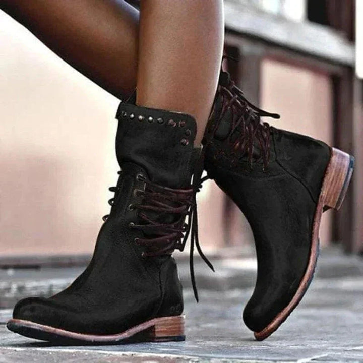Penelope | Western-inspirierte Schnürstiefeletten mit Nieten