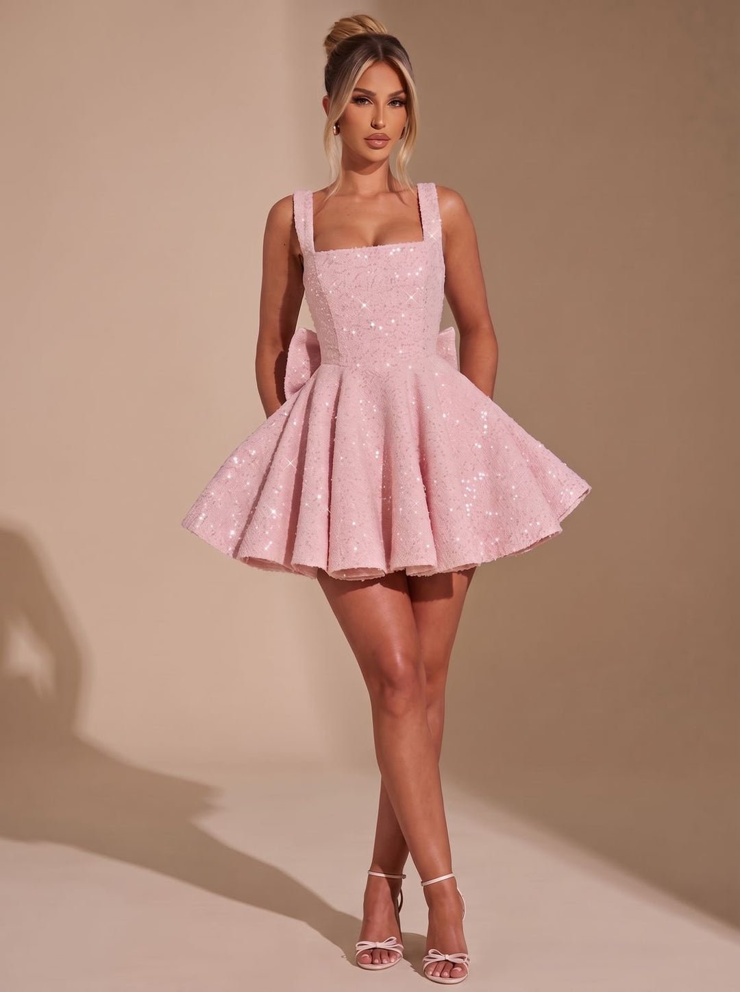 Victoria | Sequin Fit-and-Flare Mini Dress für Frauen
