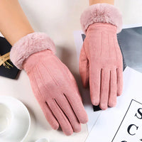 Sophie | Elegant suede gloves for women in a timeless winter style