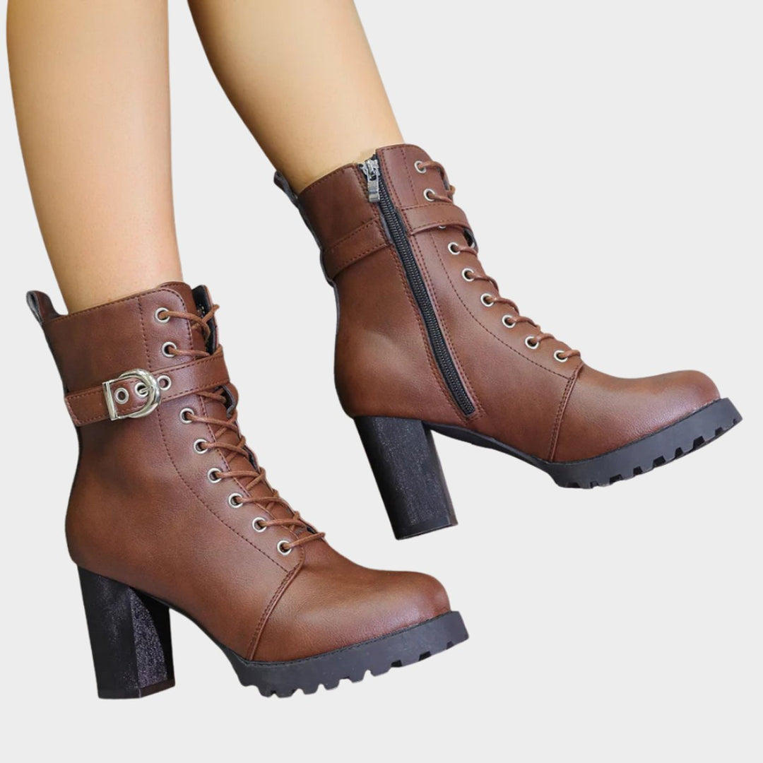 Evelyn | Markante Combat-Stiefeletten mit Schnürung und Blockabsatz