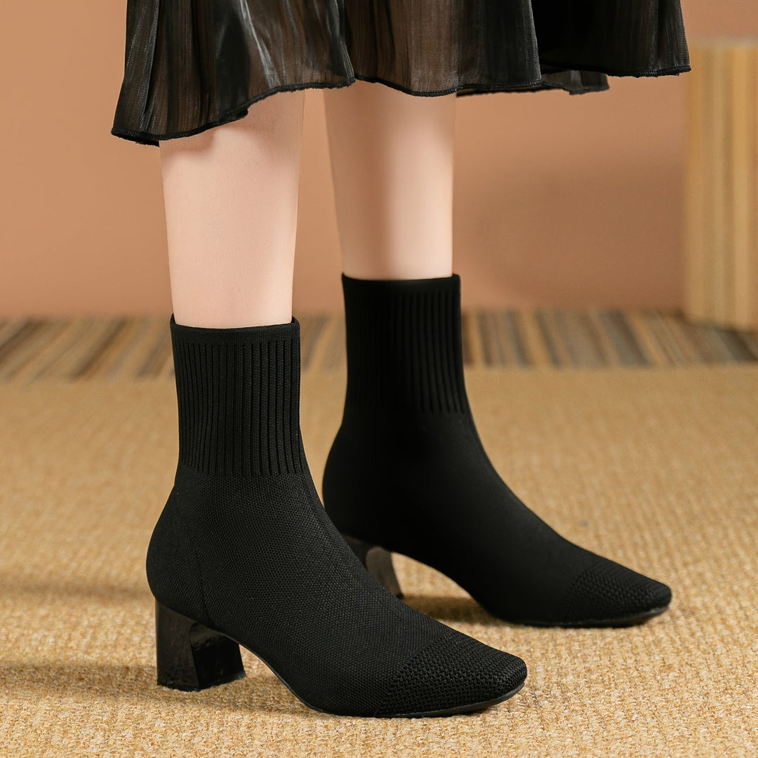 Kerstin | Moderne Und Elegante Stricker-Stiefeletten