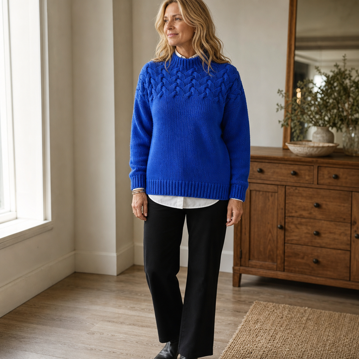 Cozette | Braided Cable-Knit Turtleneck Sweater – Warm & Stylish