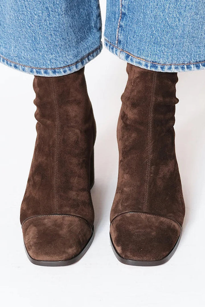 Valeria | Modische Und Moderne Karree-Stiefeletten