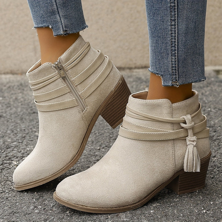 Petra | Elegante Und Moderne Quasten Stiefeletten