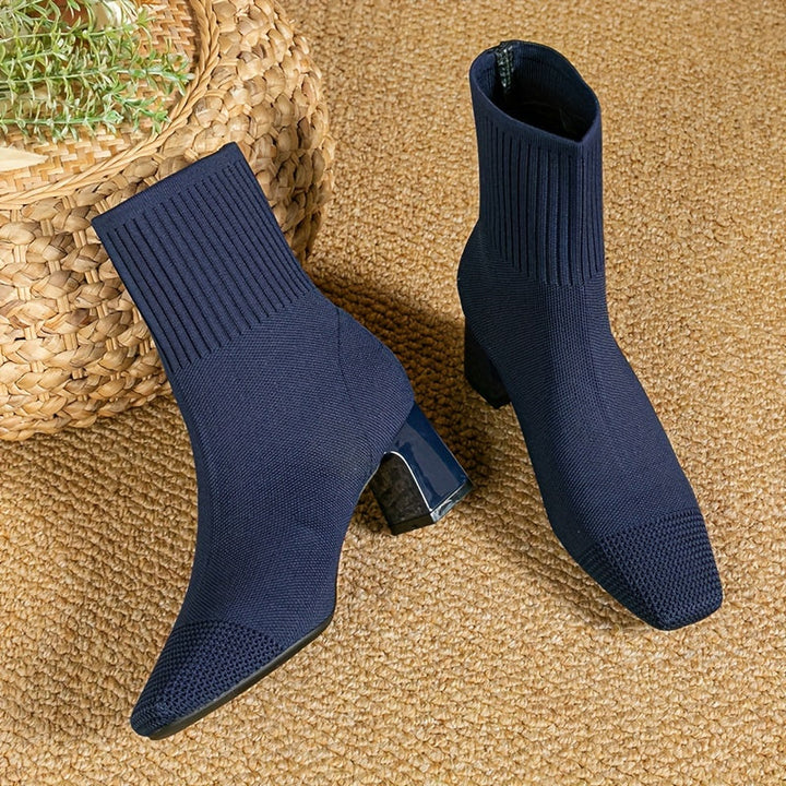 Kerstin | Moderne Und Elegante Stricker-Stiefeletten
