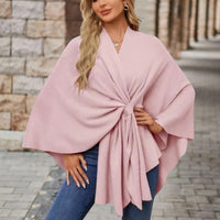 Laura | Eleganter Poncho mit femininem Frontknoten für Damen