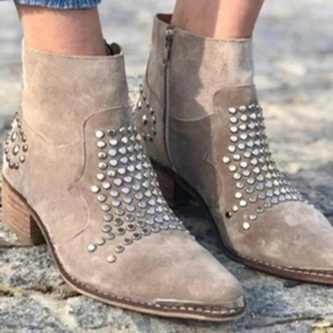 Emma | Edle Veloursleder-Stiefeletten mit Nieten und Blockabsatz
