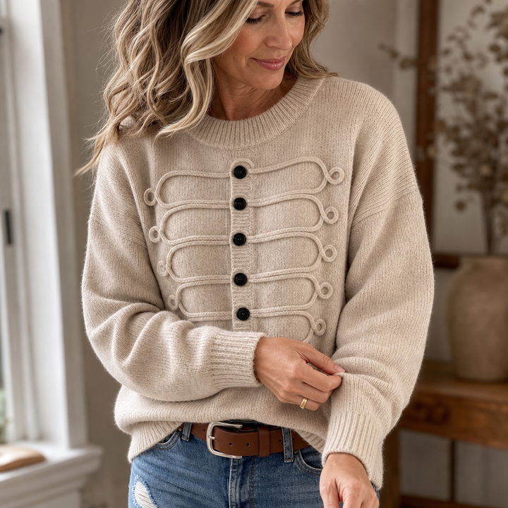 Braidenne | Strickpullover mit geflochtenen Kordeln und Knöpfen