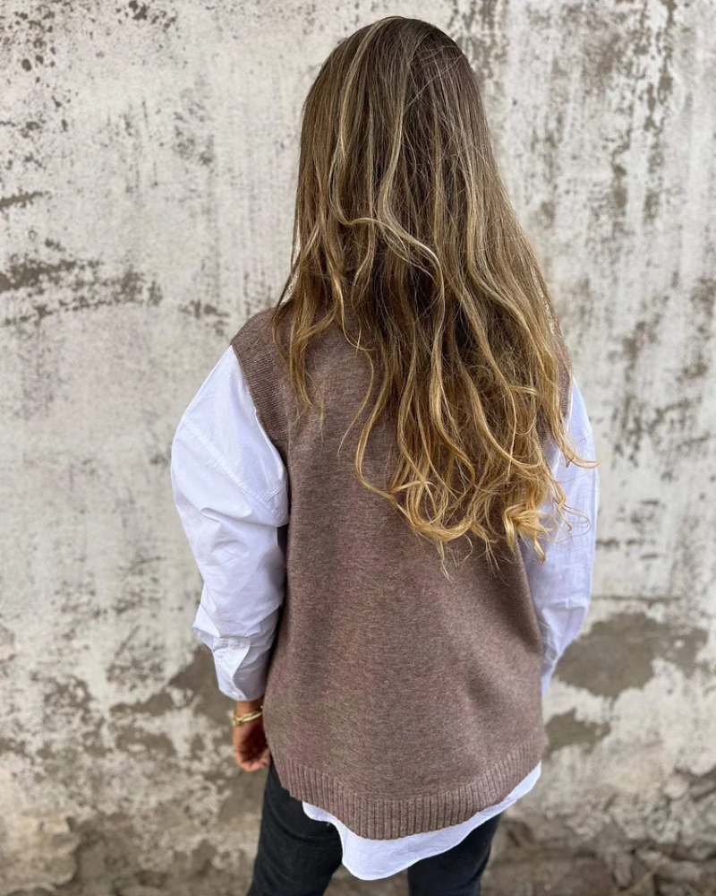 Emma | Elegant und Klassisch Damen Strickweste für Jeden Anlass