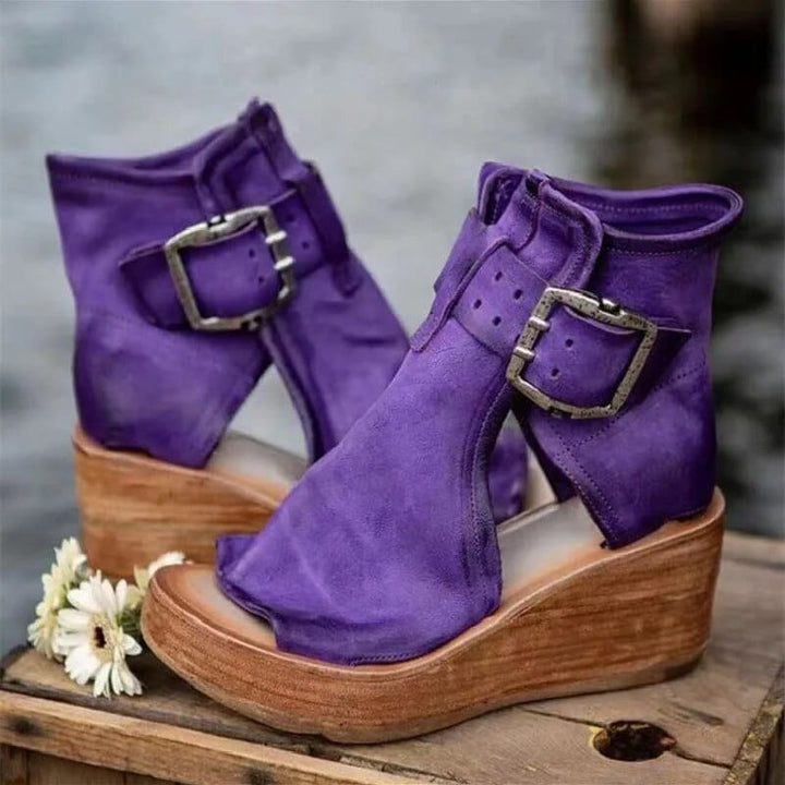 Ruby | Moderne Keilabsatz-Stiefeletten mit offenem Zehenbereich