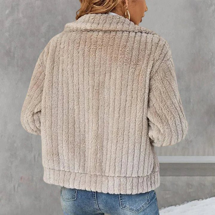 Hannah | Kurze und Moderne Damen Strick-Strickjacke