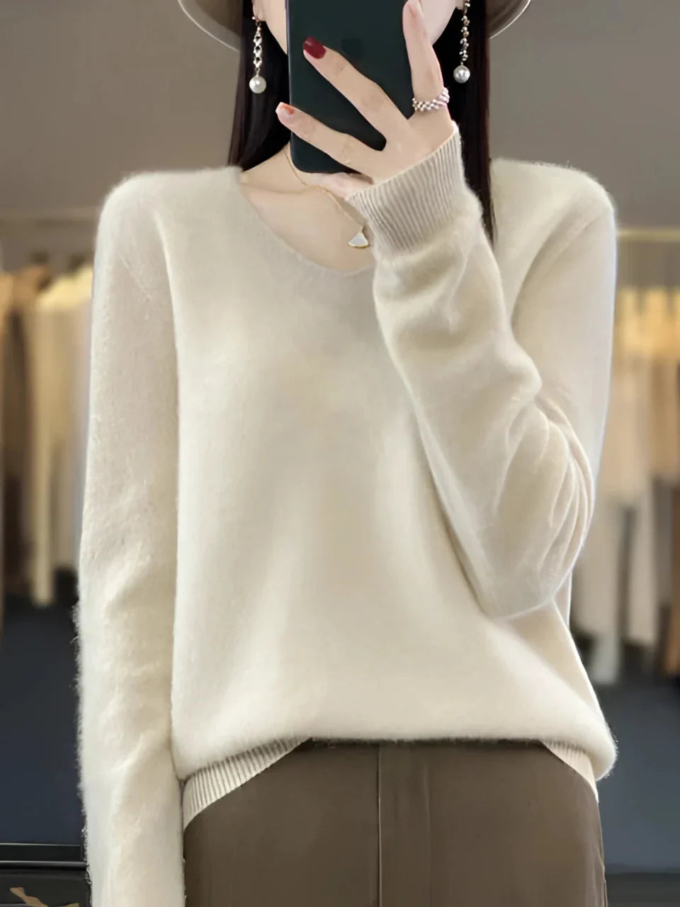Isabella | Cashmere Sweater – Luxuriöser V-Ausschnitt für Frauen