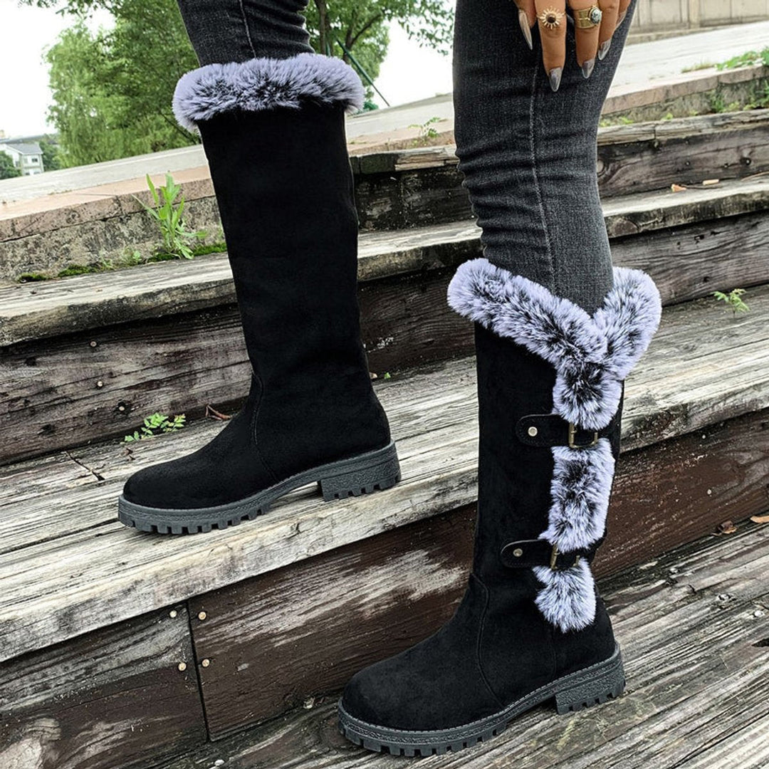 Georgina | Kuschelige kniehohe Kunstwildlederstiefel mit Fellbesatz und Schnallen