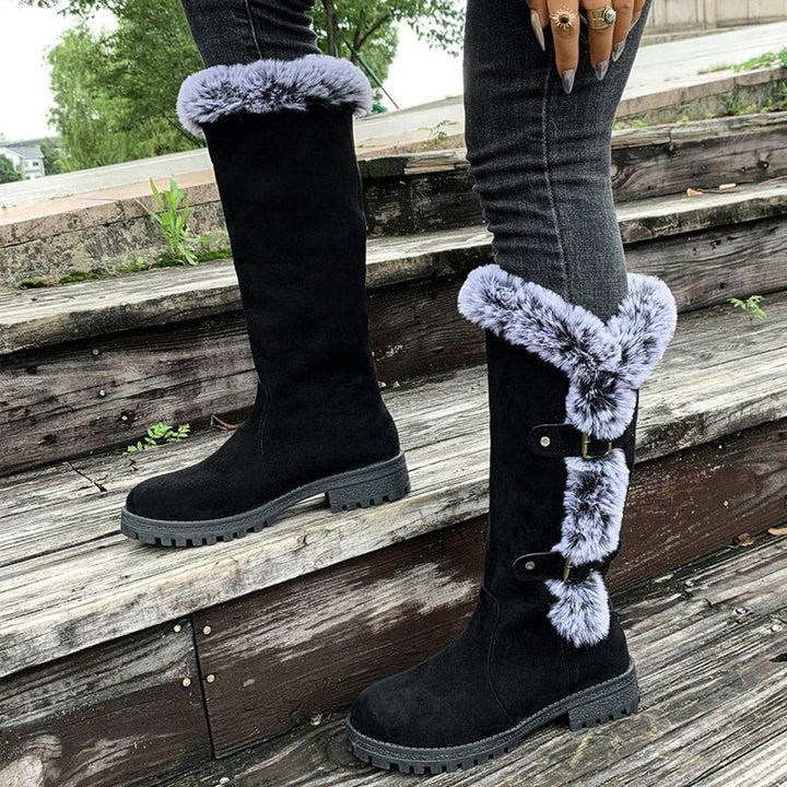 Georgina | Kuschelige kniehohe Kunstwildlederstiefel mit Fellbesatz und Schnallen