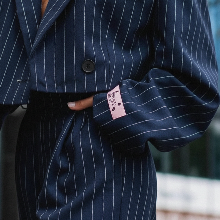 Evelyn | Elegantes Gestreiftes Blazer und Wide-Leg-Hosen-Set