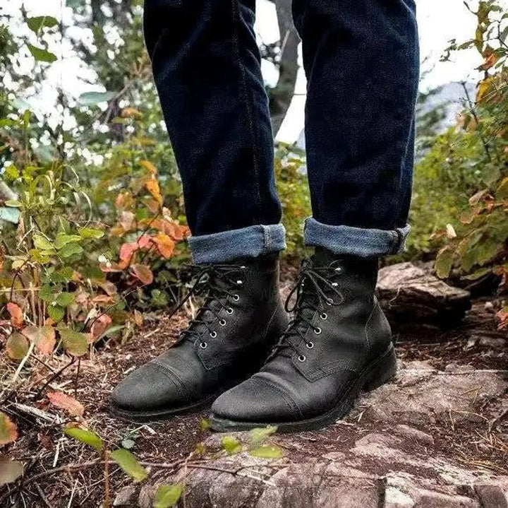 Oscar | Klassische Leder-Schnürstiefeletten mit Cap-Toe